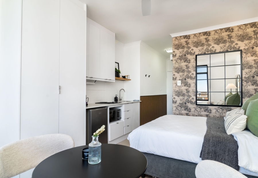 1 Bedroom Property for Sale in Gardens Western Cape